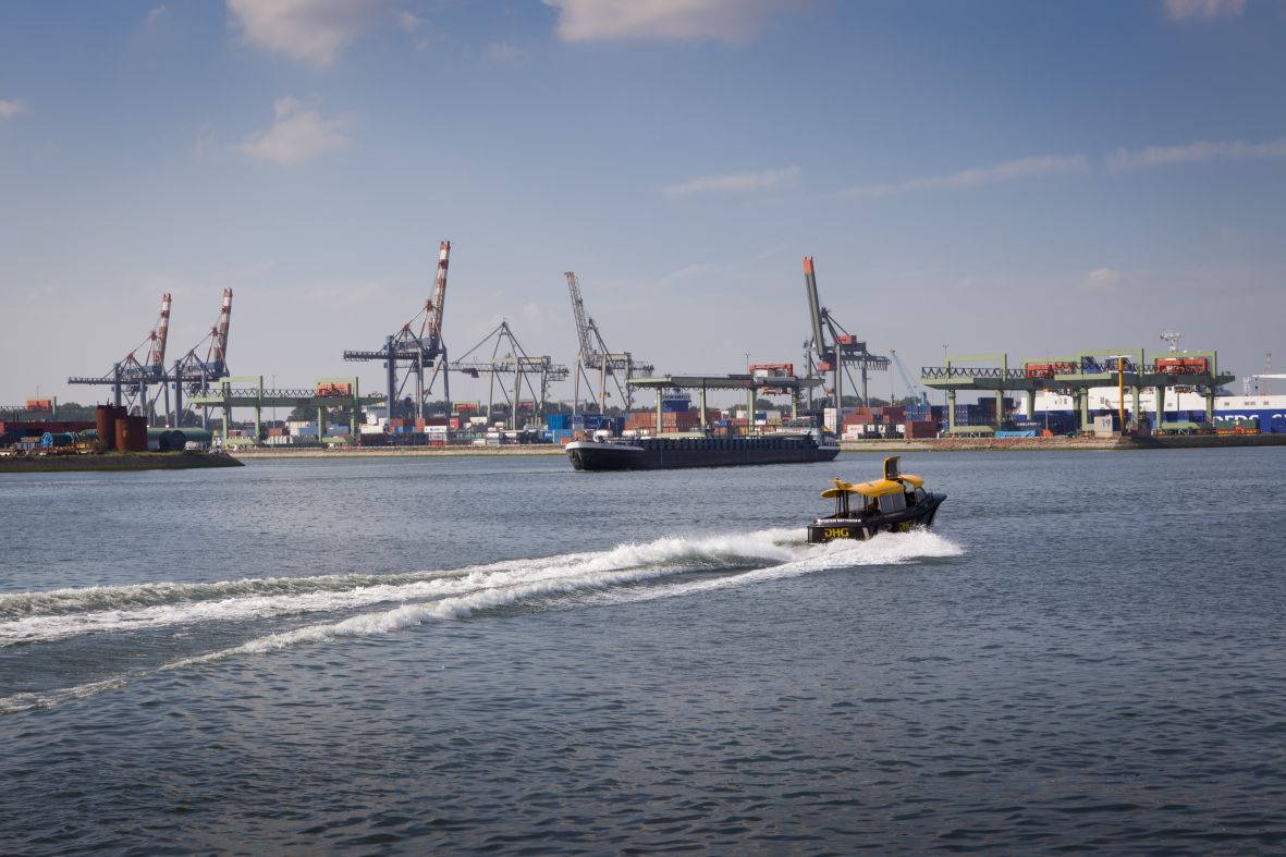 Onderzoek walstroom havenbedrijf Rotterdam